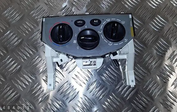 Renault Trafic II (X83) Climate control unit N106729W