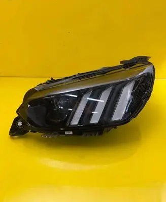Peugeot 208 Headlight/headlamp 9850177680