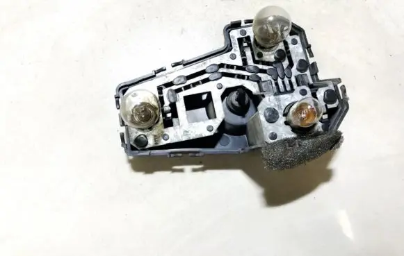 Volkswagen Sharan Tail light bulb cover holder