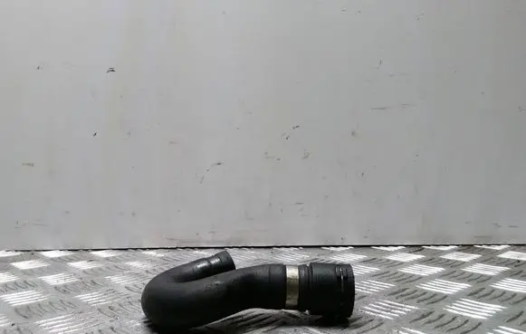 BMW 5 E60 E61 Engine coolant pipe/hose