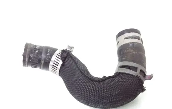Audi A8 S8 D4 4H Engine coolant pipe/hose 4H0121086G