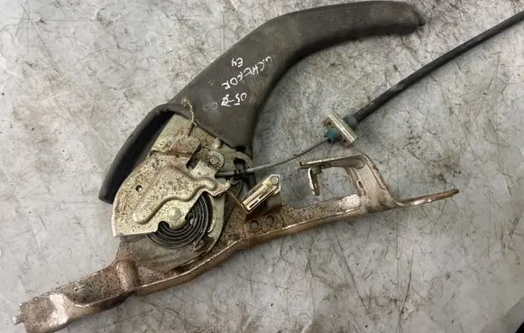 Jeep Grand Cherokee (WK) Handbrake/parking brake lever assembly
