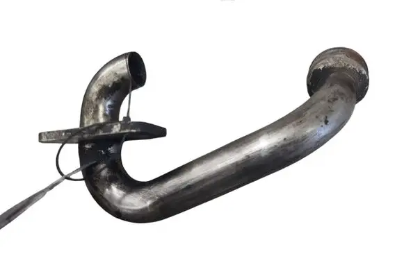 Jeep Grand Cherokee (WK) EGR valve line/pipe/hose 