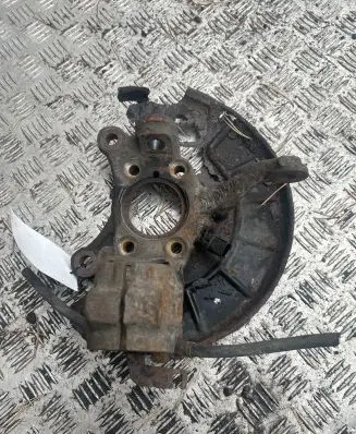Volkswagen Touran I Front wheel hub