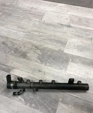 Mercedes-Benz ML W164 Fuel main line pipe A6110780449