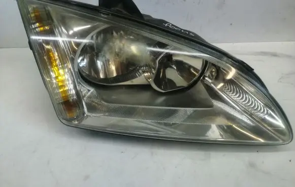 Ford Focus Headlight/headlamp