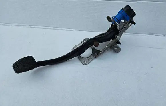 Mazda CX-5 Clutch pedal CX5KE40