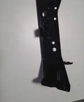 Fender mounting bracket