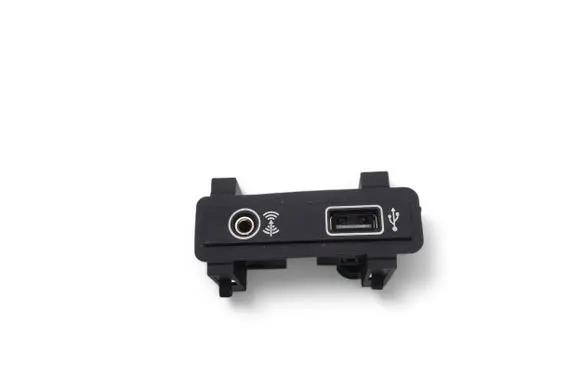 Volkswagen Atlas USB socket connector 3CN858339A 5Q0035724