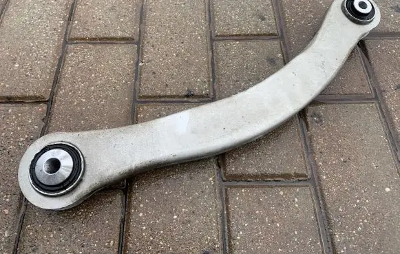 Audi Q7 4M Rear control arm 4M0505398R