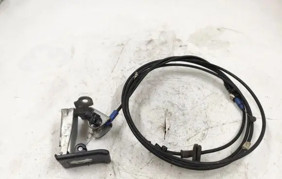 Honda CR-V Engine bonnet/hood lock release cable 