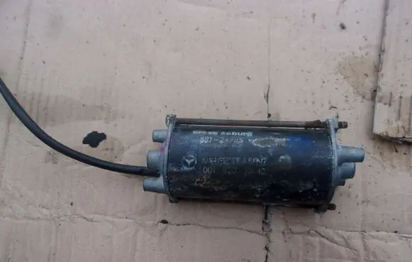 Mercedes-Benz S W126 Seat adjustment motor 001823242