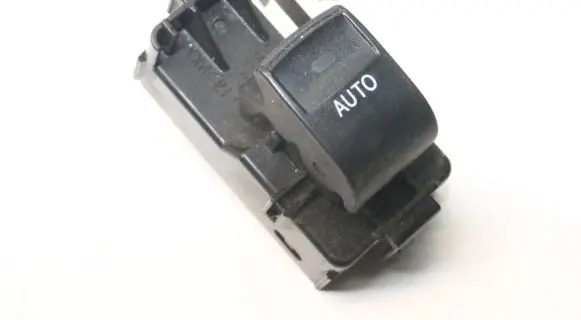 Toyota Prius (XW30) Electric window control switch