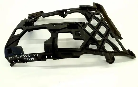 Volkswagen Golf VII Front bumper mounting bracket 
