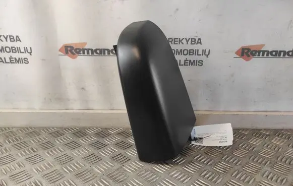 Opel Vivaro Rear light trim 903903513R