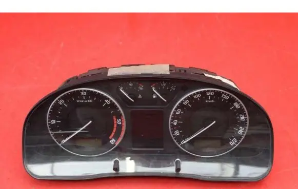 Skoda Superb B5 (3U) Speedometer (instrument cluster) 3U0920842D