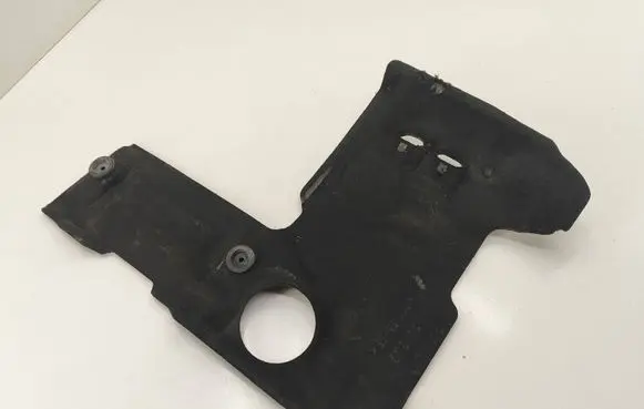 Peugeot 308 Other engine bay part