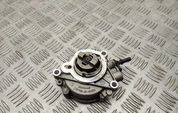 Opel Grandland X Vacuum pump 9812133880