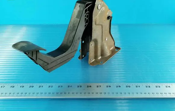 Clutch pedal