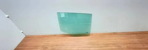 Volvo V60 Rear door window glass 43R001105 DOT57M20AS2