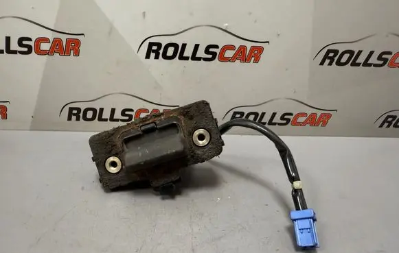 Tailgate opening switch