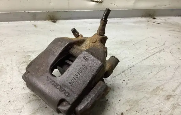 Volvo XC90 Rear brake caliper 30639525