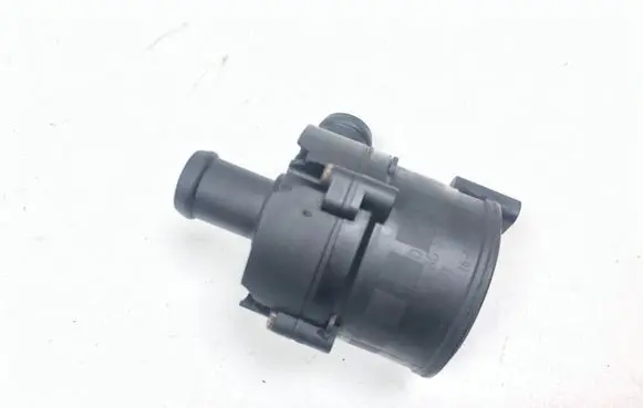 Volkswagen PASSAT B8 Electric auxiliary coolant/water pump 5G0965561 5G0965567