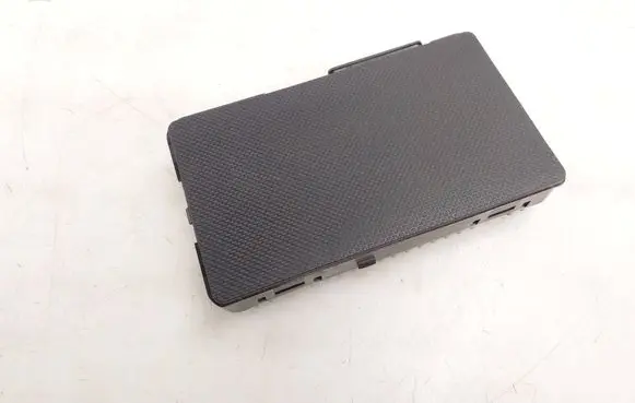 Hyundai Kona I Wireless charging module 95560CM000 3S2B301000