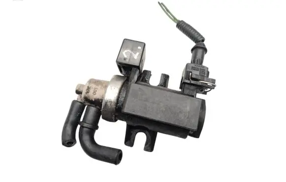 Volvo V70 Turbo solenoid valve 30637251 72190329 03T049