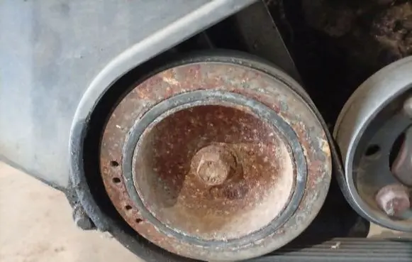 Renault Laguna I Crankshaft pulley