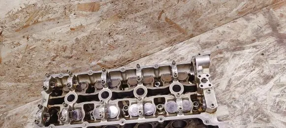Maserati Quattroporte Engine head 