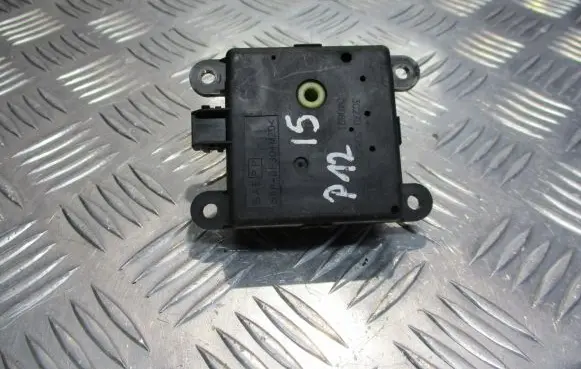 Nissan Primera Central body control module 3C27030840
