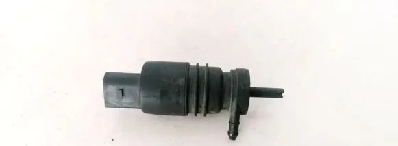 BMW 5 E39 Windscreen/windshield washer pump UED