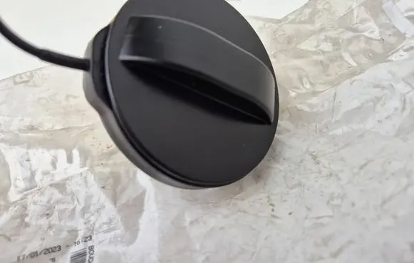 Opel Corsa F Fuel tank filler cap 9816741980
