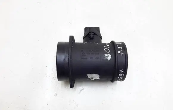 Audi A4 S4 B5 8D Mass air flow meter 059906461E 0281002429