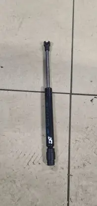 BMW 5 F10 F11 Tailgate strut 9168507