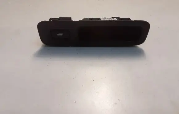 Honda CR-V Tailgate opening switch 84441T1GE610BLK