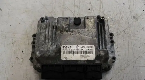 Renault Master II Engine control unit/module 0281013364