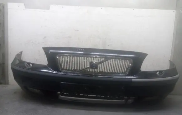 Volvo V70 Front bumper