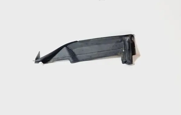Audi Q3 8U Fender end trim 8U0821169