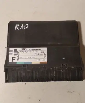 Ford Focus Comfort/convenience module 1S7T15K600FD