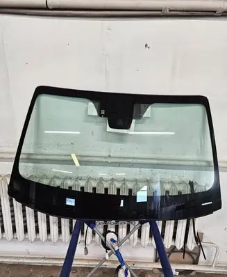 Toyota Highlander XU70 Front windscreen/windshield window 43R012664 56101-0E830