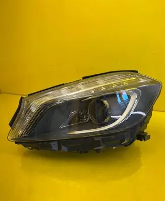 Mercedes-Benz A W176 Headlight/headlamp A1768200561