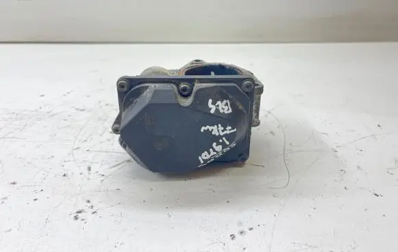 Volkswagen Caddy Throttle valve 03G128063