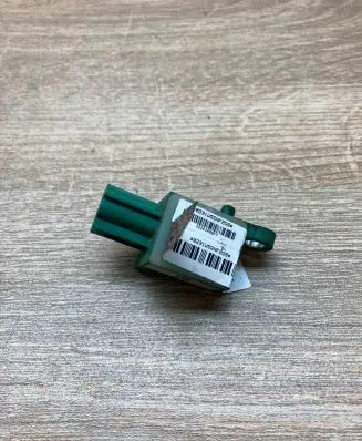 Volkswagen PASSAT B6 Airbag deployment crash/impact sensor 3C0909606