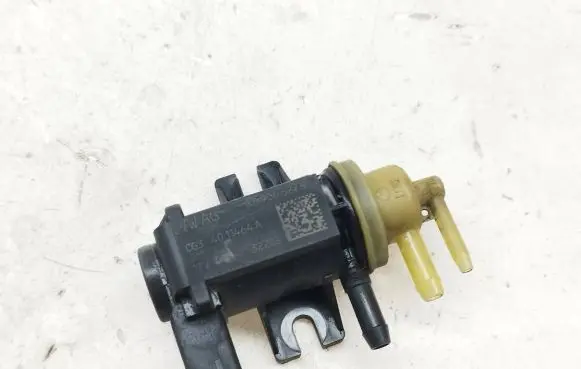 Volkswagen PASSAT B7 Turbo solenoid valve 1K0906627B 32202 4011464A