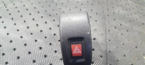 Opel Astra G Hazard light switch 90565714