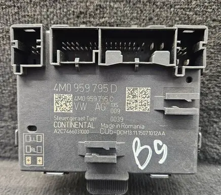 Audi A4 S4 B9 Door control unit/module 4M0959795D 4M0959795C