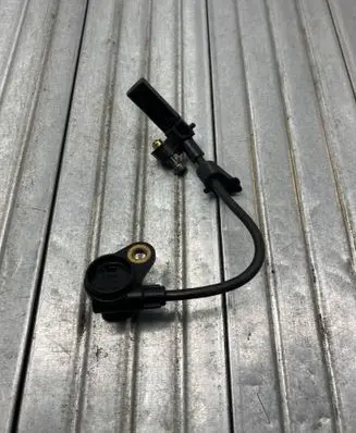 BMW 3 F30 F35 F31 Crankshaft position sensor 7582842 95916010