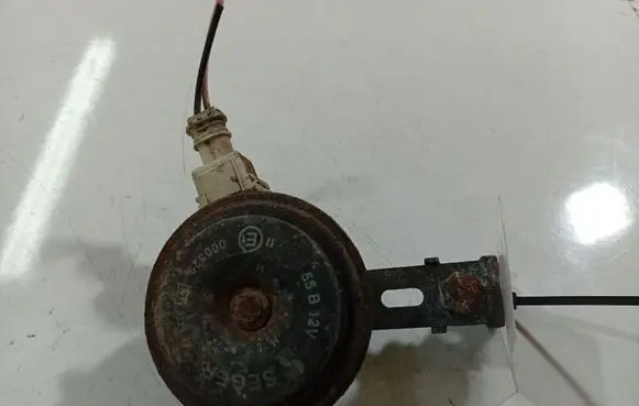 Dacia Sandero Horn signal 000329